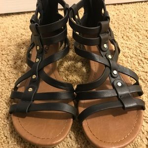 Barely used Sandals, size 6.5, from the brand SODA